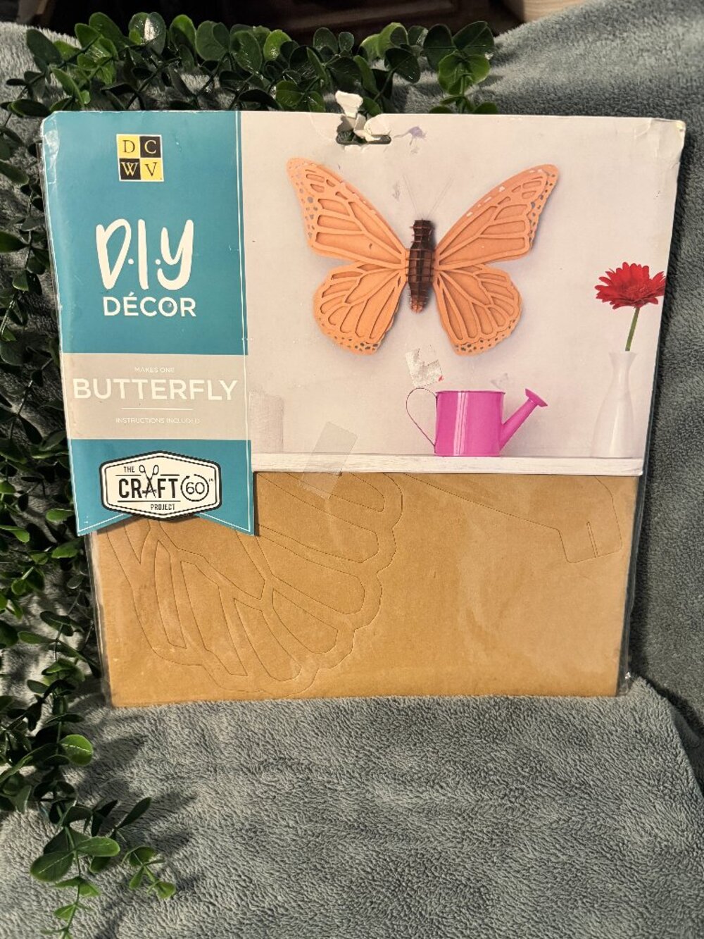 DCWV DIY Décor 3D Butterfly Wall Art Craft Kit – New in Package